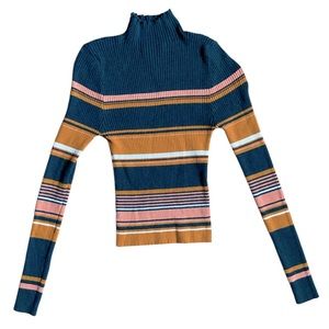 Forever 21 Long Sleeve Turtle Neck Shirt Size Medium
